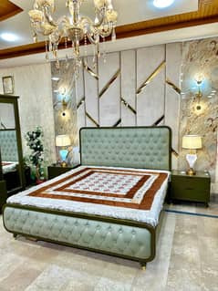 MODERN BED SET WITH DRESSING