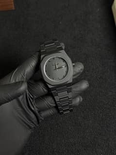 Black aura watch