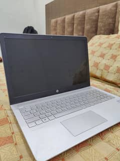 HP PAVILION 15.6 INCH (i5 8th gen)