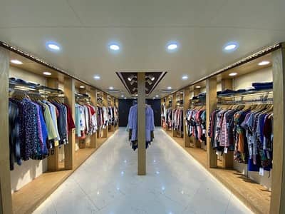 Need female staff in ladies boteq