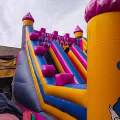 jumping castle/bouncy castle