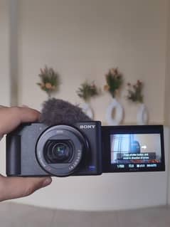 Sony ZV1 4K camera with Box