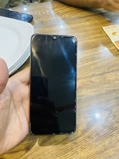 Vivo Y19 4/128 gb Sky Rainbow PTA Approved minor Touch Glass Break