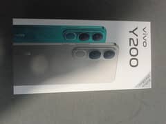 Vivo y200