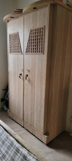 Bedroom set for sale.