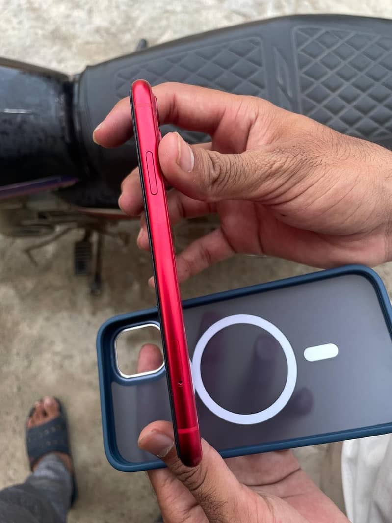 iPhone 11 2