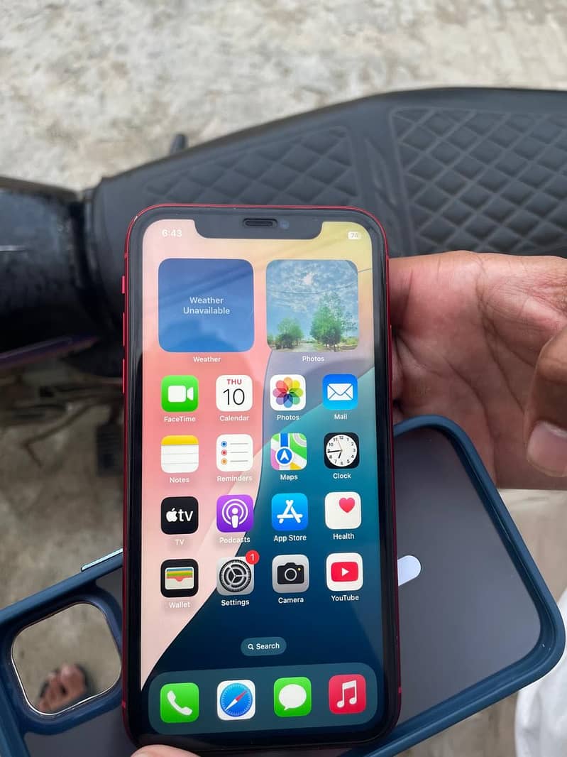 iPhone 11 3