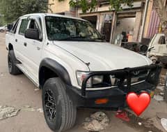 Toyota hilux 2001 total genuine