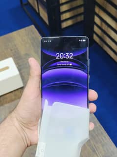 Realme GT6 China 12/256 Brand new condition