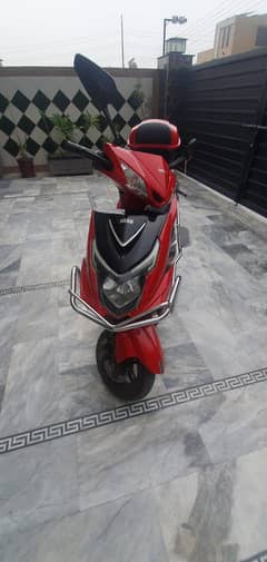 Eclectric scootiy for sale  urgent