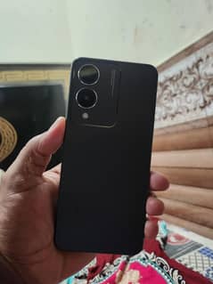 Vivo y17s