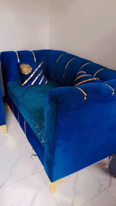 urgent sale krna hai 1month use 03020708623