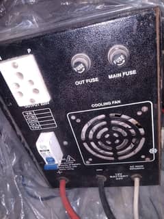 Ups 1000 watts