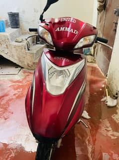 United Scooty 100cc