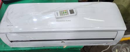 1 ton Ac changhong ruba look like brand new for sale 03104864807