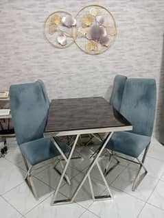 dinning table