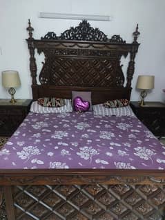 Wooden original shesham bed with Dressing table and side 2 tables.