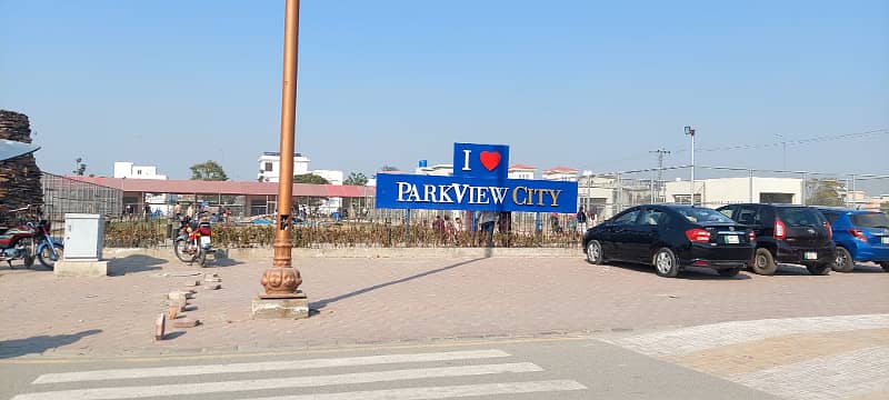 HOT LOCATION 5 M PLOT AVAILABLE IN OVERSEAS BLOCK PARK VIEW CITY 0