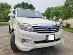 Toyota Fortuner V 2013