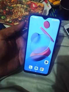 Redmi Note 8  Ram  4+4 /128  Snapdragon prosecer