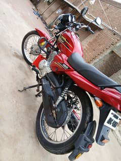 YB 125 Z