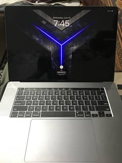 Laptop