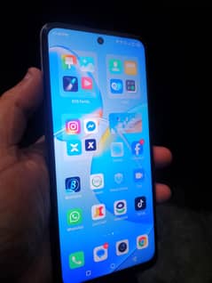 hot 12 play 4gb . 64gb