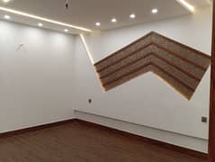 5 Marla Beautiful House Available In Edan Valley Canal Road