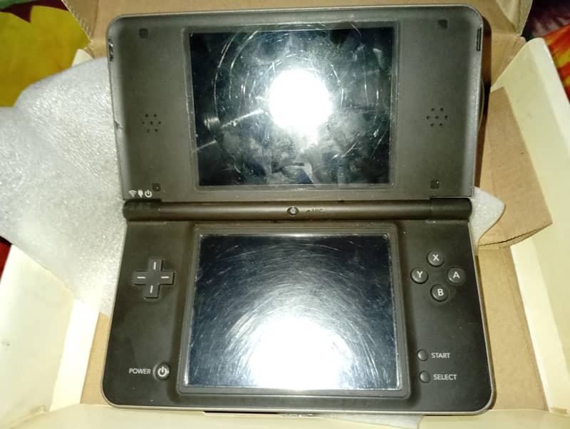 PS3 + Discs + Jailbroken + Nintendo Dsi XL with memory card 2