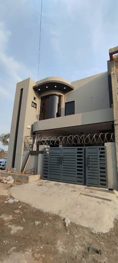 Immediately Sale  5 Marla 1.5 Storey Newly Constructed Beautiful House