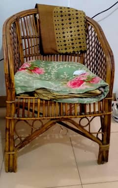 cane sofa 4 seater good conditions