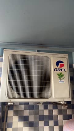 Gree 1 ton dc inverter