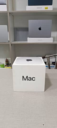 Apple Mac Mini M4 2025 16Gb Ram SSD 512Gb box cable