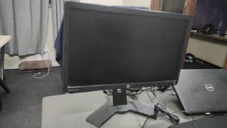 HP EliteDisplay E221i