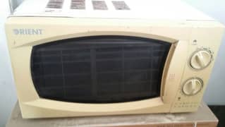 Orient Microwave 30 Litre for sale in working condition