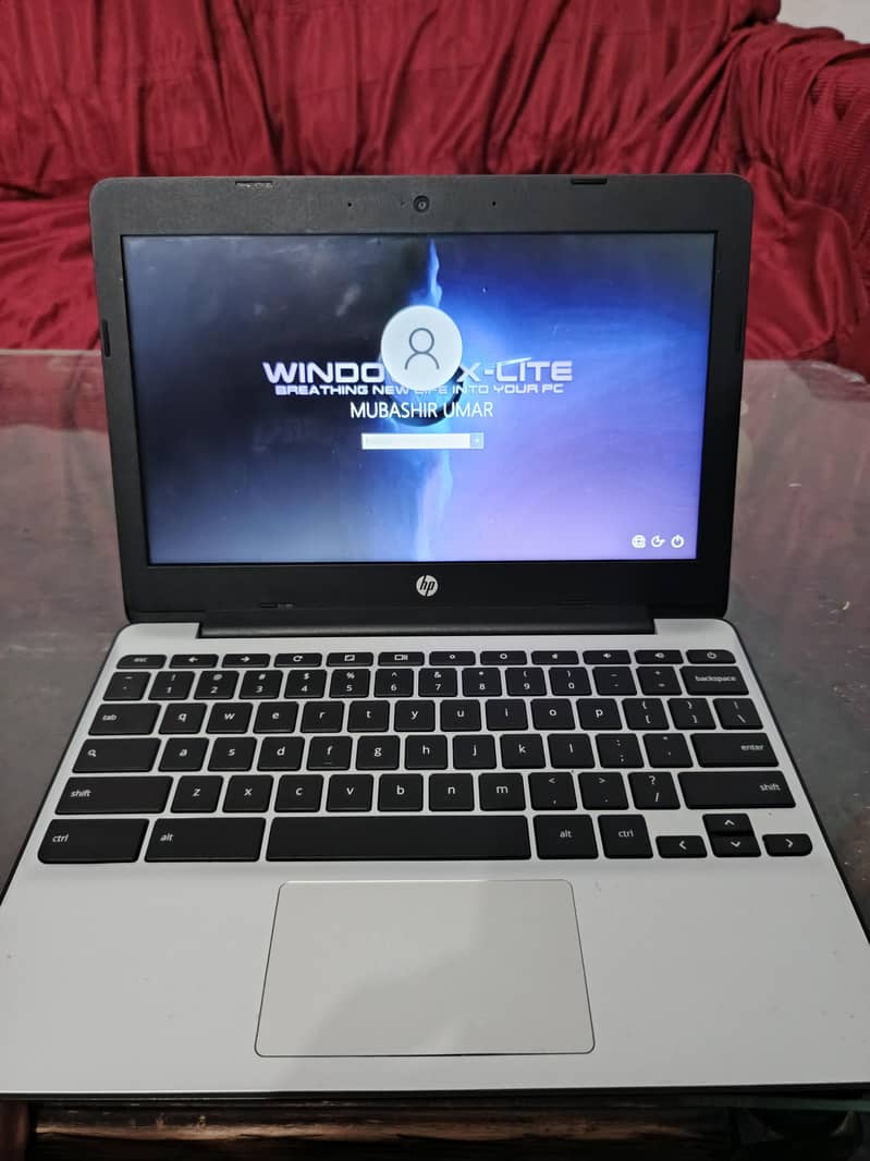 Chromebook with mouse and keyboard 2