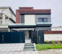 10 Marla Modern luxury House For Sale