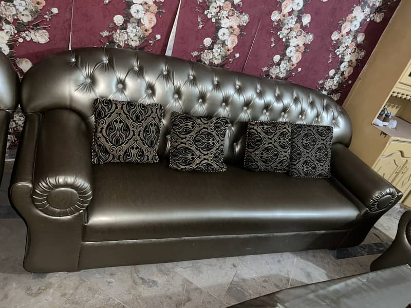 Sofa set 0