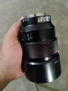 Sony lens F 1.8 85mm . Good Condition.