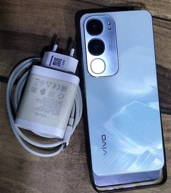 6 month warranty 10/10 condition 4