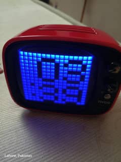 Blue tooth speaker nice sound good condition like new