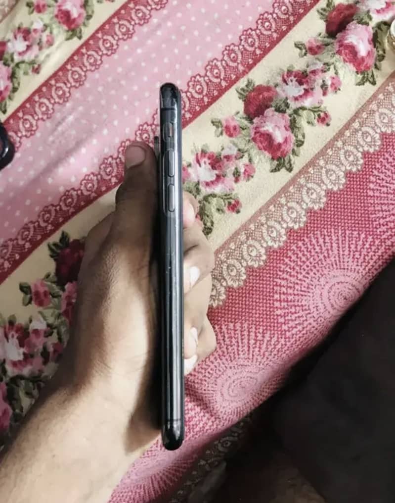 iPhone X bypass 256gb trune tone okay Face ID okay perfect end smooth. 2