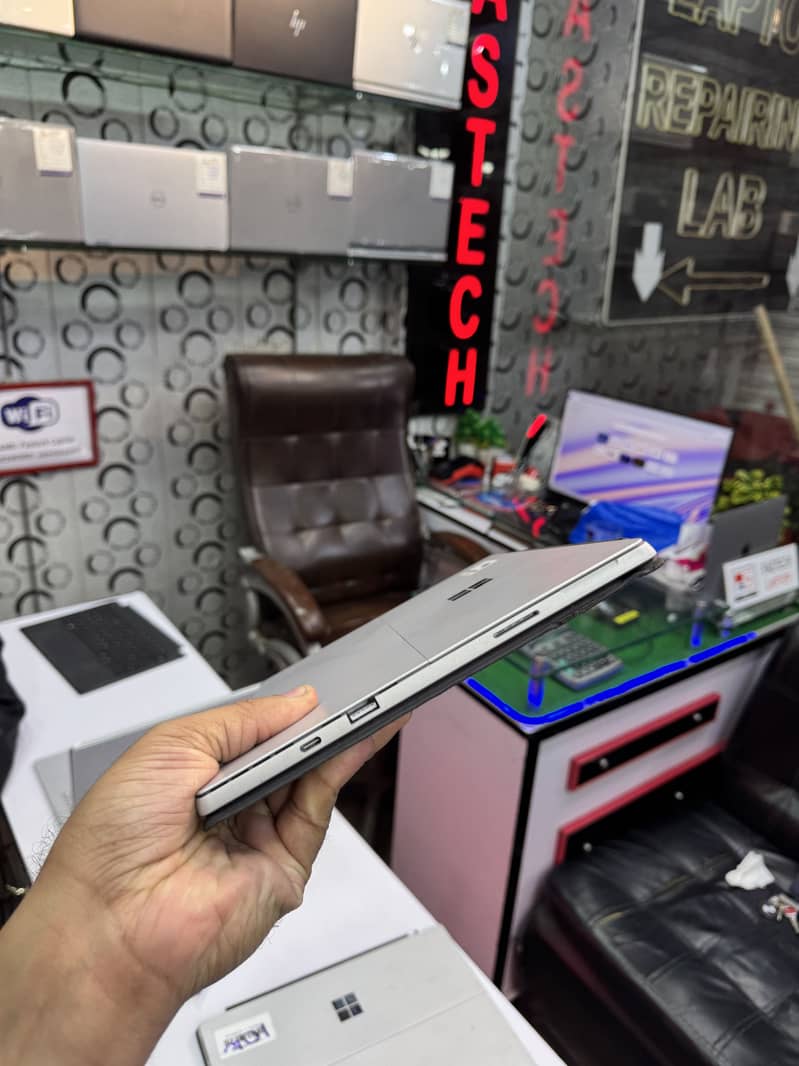 Microsoft surface pro 7 i7-10th Generation 5