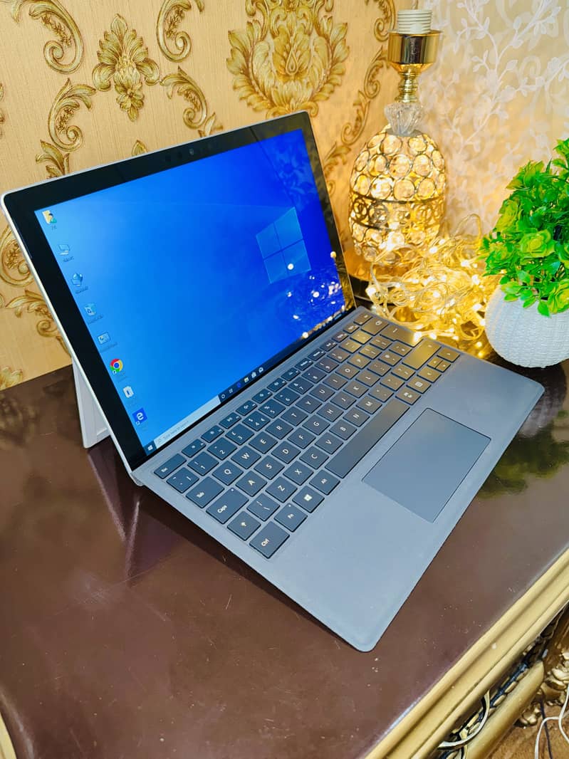 Microsoft surface pro 7 i7-10th Generation 16