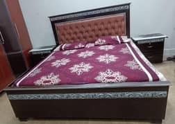 BED SET WITH 2 SIDE TABLE  FOR SALE URGENT