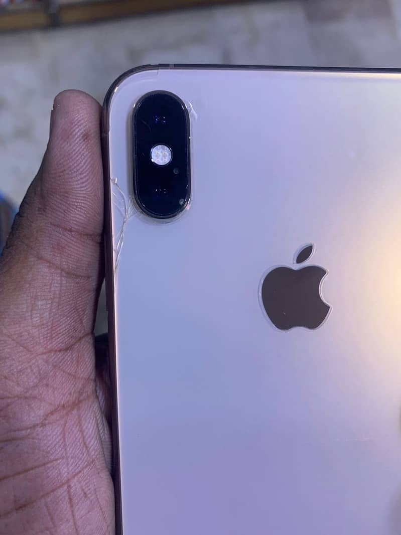 Iphone xs max 256gb dual sim physical aproved 7
