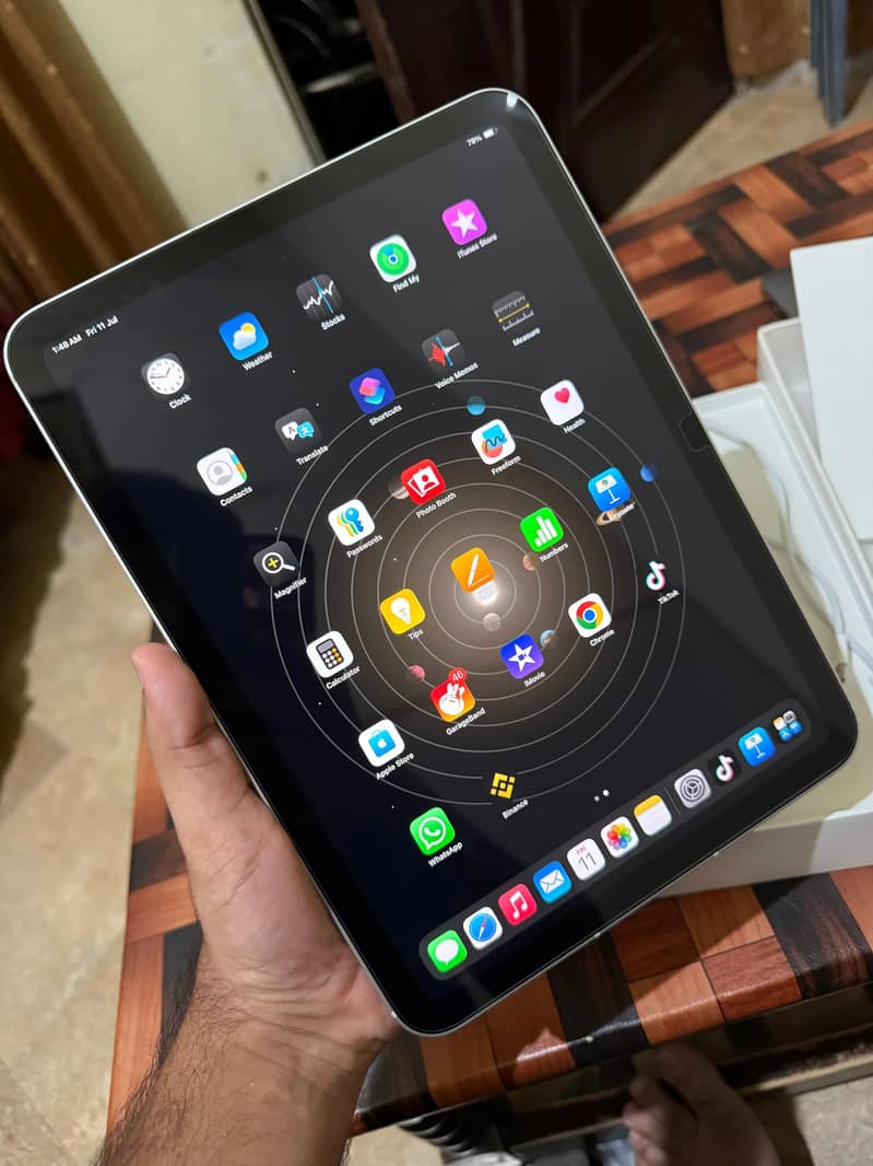 ipad A16 (11 Generation) WiFi + Cellular 0