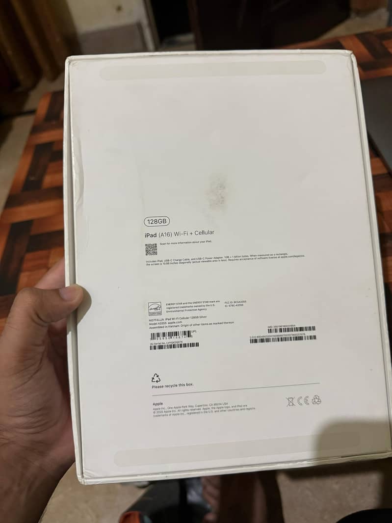 ipad A16 (11 Generation) WiFi + Cellular 5