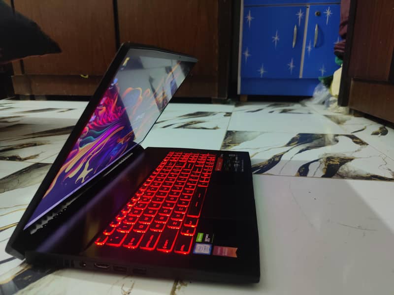 MSI GF75 THIN  Core i5 9th generation 3