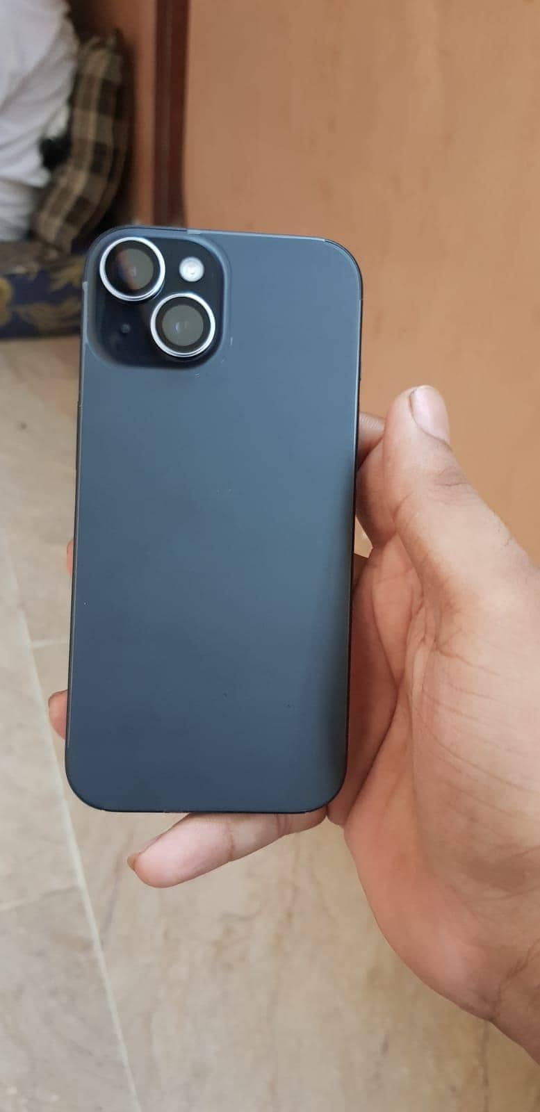 Iphone 15 (Kit only) Factory unlock 128Gb (70 Cycle count) Health 100% 2